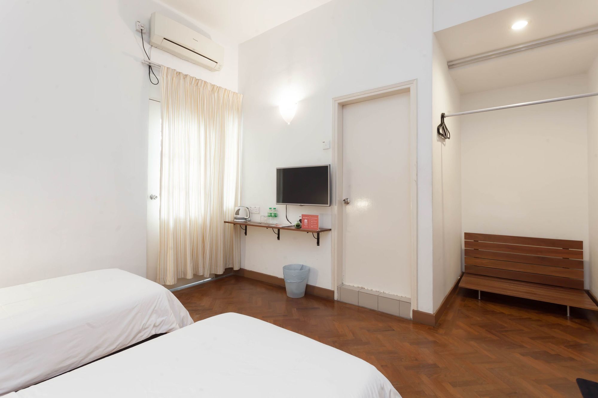 Zen Rooms Raja Chulan Куала Лумпур Екстериор снимка